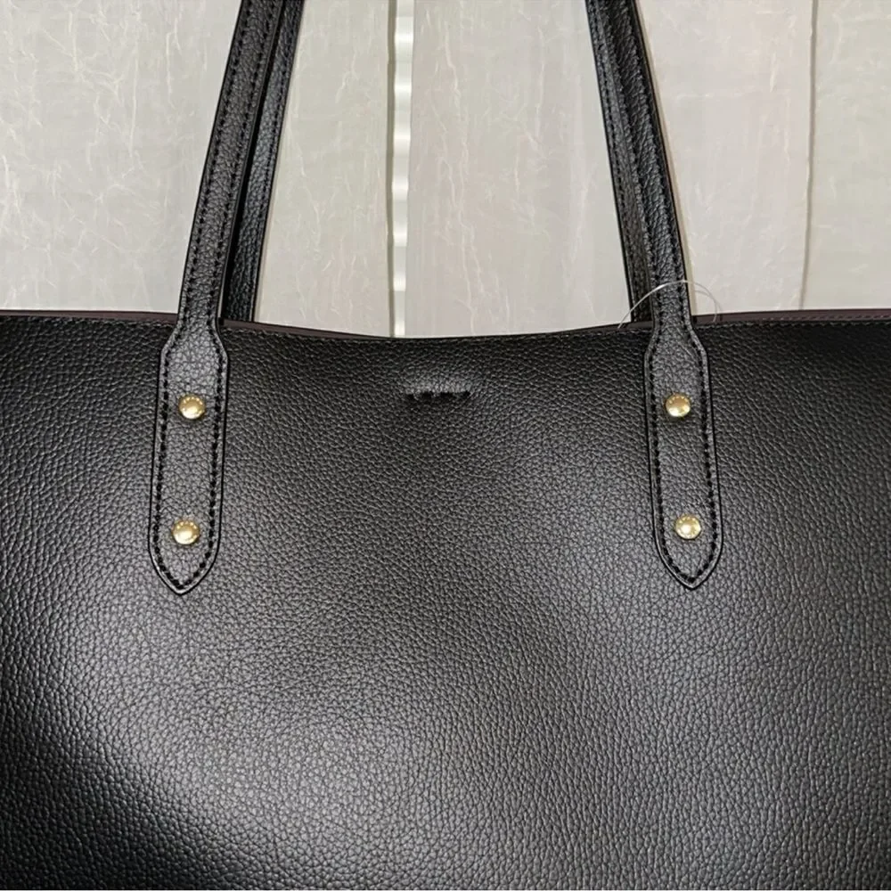 COACH Black Leather Gold Tone Logo Town Tote